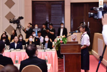 สานใจไทยสานใจไทย